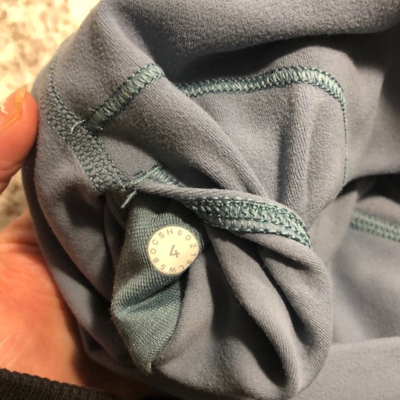 Lululemon leggings ***SOLD*** - Picture 4 of 4